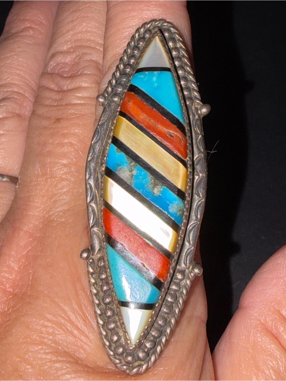 vintage Southwestern Native American-style lapidary inlay ring